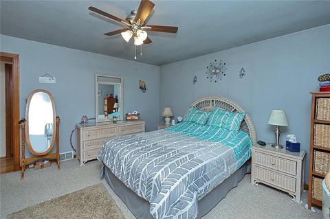 727 William Dr, Level Green, PA 15085 photo 18