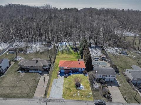 727 William Dr, Level Green, PA 15085 photo 6