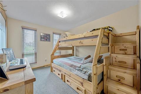 206 Cameron Dr, Irwin, PA 15642 photo 10