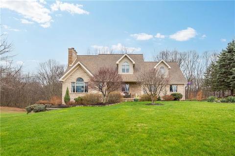 105 Mateer Dr, Monaca, PA 15061 photo 1