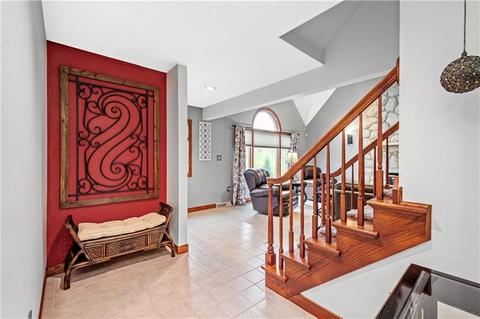 105 Mateer Dr, Monaca, PA 15061 photo 2