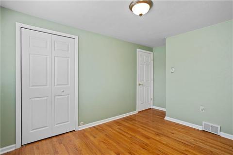 10 Dover, Irwin, PA 15642 photo 16