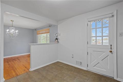 10 Dover, Irwin, PA 15642 photo 8