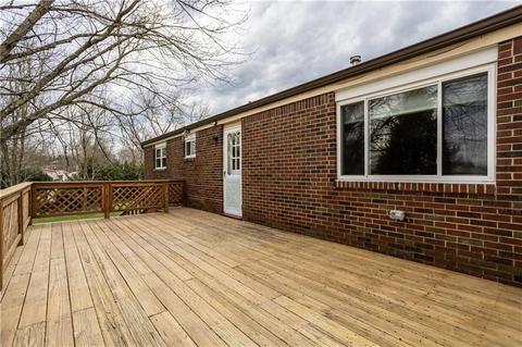10 Dover, Irwin, PA 15642 photo 9
