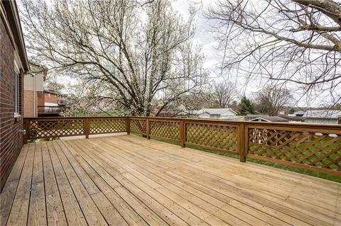 10 Dover, Irwin, PA 15642 photo 22