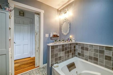 330 Brookside Blvd, Pittsburgh, PA 15241 photo 12