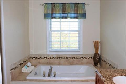 110 Bristol Dr, Seven Fields, PA 16046 photo 15