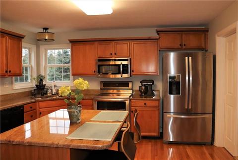 110 Bristol Dr, Seven Fields, PA 16046 photo 5