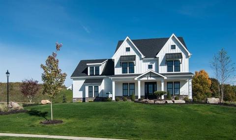 4050 Sinan Farm Dr, Export, PA 15632 photo 1