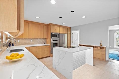 2914 Bryer Ridge Ct, Export, PA 15632 photo 7