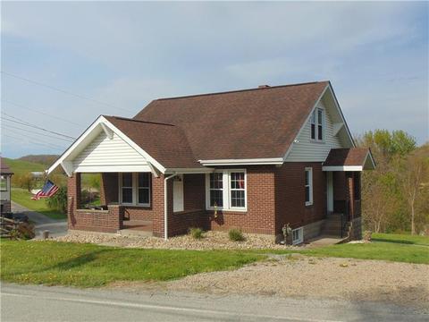 258 Mamont Dr, Export, PA 15632 photo 2