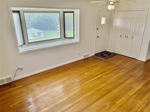 1265 Chapel Rd, Monaca, PA 15061 photo 4