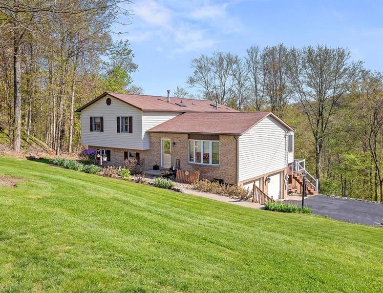 223 Horseshoe Dr, Mars, PA 16046 25 Photos MLS 1553738 Movoto