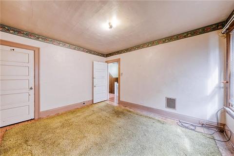 22 Mills Ave, Braddock, PA 15104 photo 12