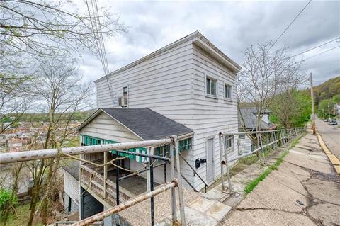 725 Benwood Ave, Mckees Rocks, PA 15136