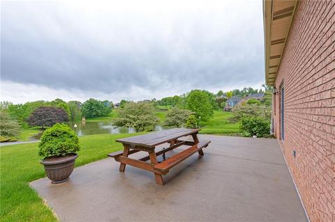 4 Arbor Ct, Irwin, PA 15642 photo 16