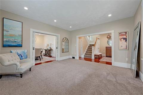 308 Walnut St, Irwin, PA 15642 photo 5