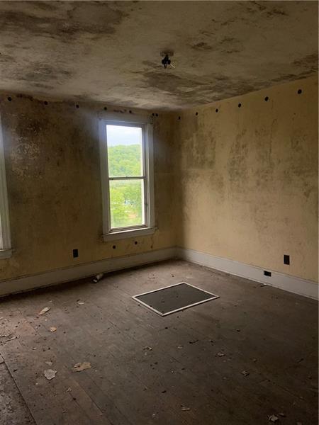 170 First Ave, New Eagle, PA 15067 photo 10