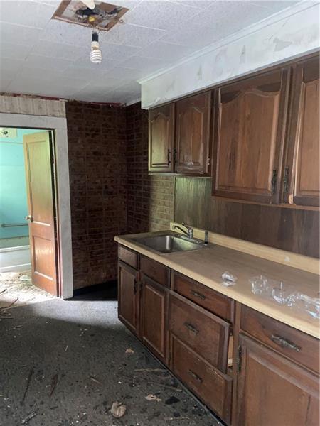 170 First Ave, New Eagle, PA 15067 photo 7