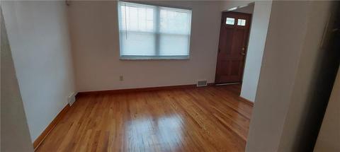 108 General Braddock Dr, North Braddock, PA 15104 photo 8