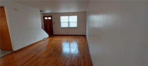 108 General Braddock Dr, North Braddock, PA 15104 photo 5
