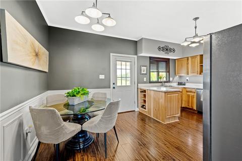 23 Second St, Lawrence, PA 15055 photo 6