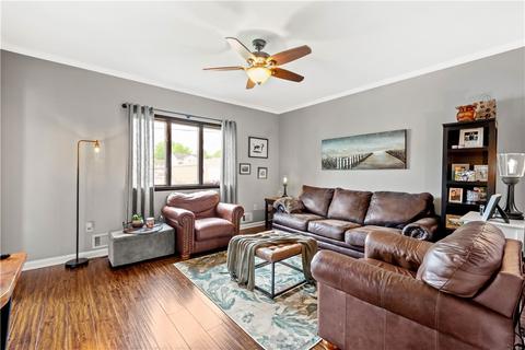 23 Second St, Lawrence, PA 15055 photo 4