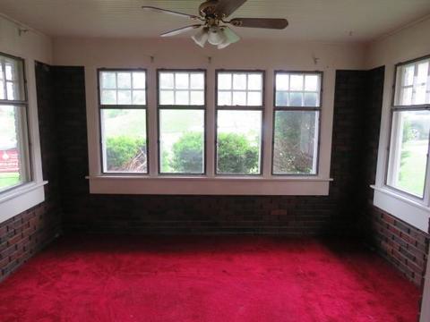 525 Mitchell Ave, Clairton, PA 15025 photo 22