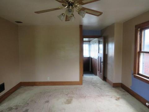 525 Mitchell Ave, Clairton, PA 15025 photo 11