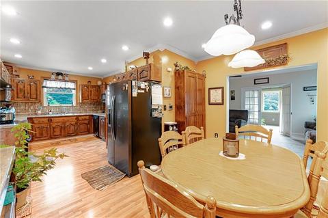 2634 River Rd, Vandergrift, PA 15690 photo 6