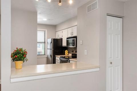 166 Woodhaven Dr, Seven Fields, PA 16046 photo 5