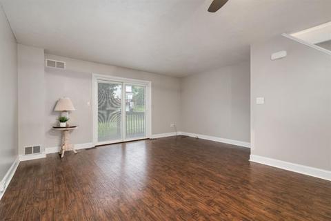 166 Woodhaven Dr, Seven Fields, PA 16046 photo 4