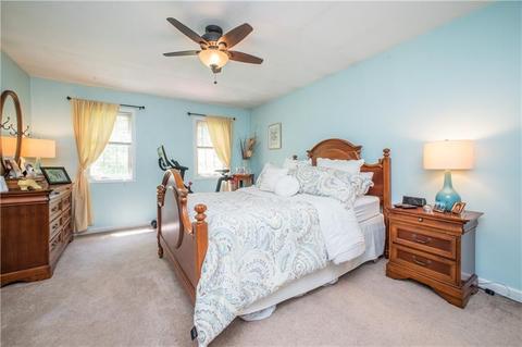 403 Adele Ct, Pittsburgh, PA 15229 photo 22