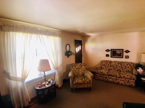 199 Main St, New Eagle, PA 15067 photo 2