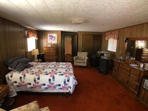 199 Main St, New Eagle, PA 15067 photo 8