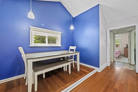 181 Seal Rd, Eighty Four, PA 15330 photo 9