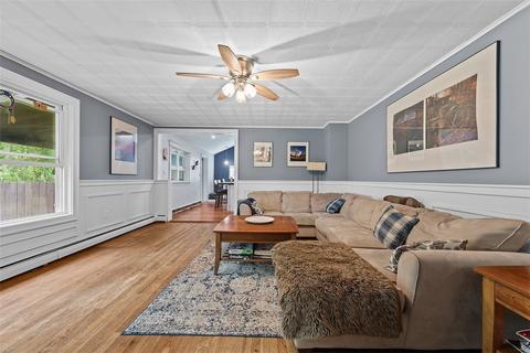 181 Seal Rd, Eighty Four, PA 15330 photo 5