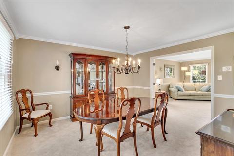404 Farrington Dr, Seven Fields, PA 16046 photo 9