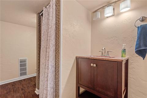 938 E Arcadia Dr, Mccandless, PA 15237 photo 20