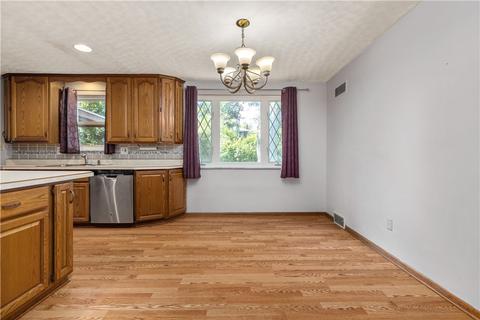 938 E Arcadia Dr, Mccandless, PA 15237 photo 7