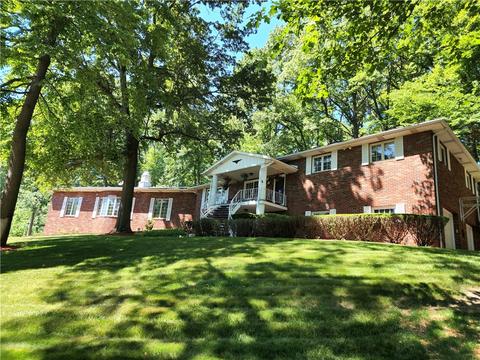 909 E Fairfield, New Castle, PA 16105