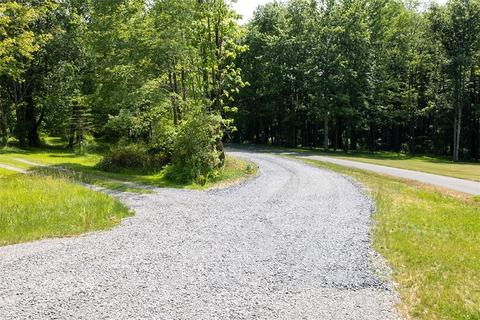 0 Stuckey, Foward, PA 16053