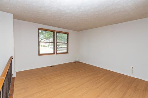 211 Argyle Dr, Apollo, PA 15613 photo 4