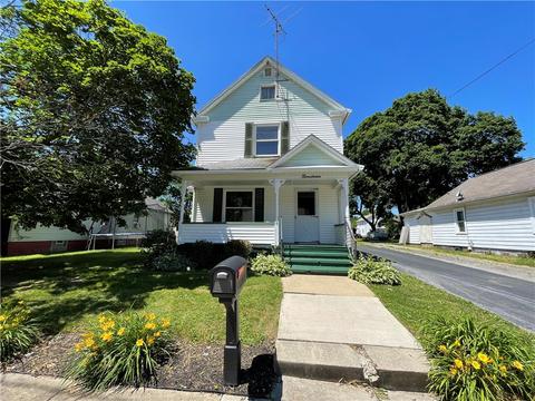19 Walnut St, Bessemer, PA 16112