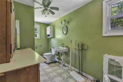 183 Todd Ln, Monaca, PA 15061 photo 9