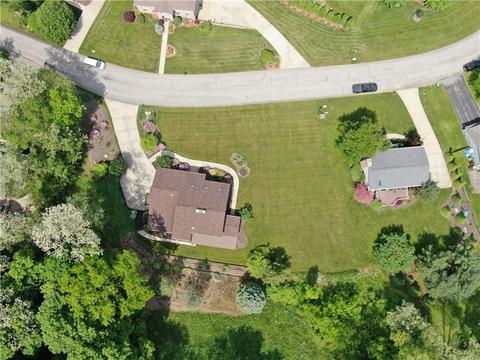 112 Boxwood Dr Bridgeville PA 15017 5 Photos MLS #1562355 Movoto