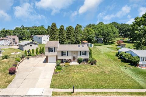 108 Old Ridge Rd, Coraopolis, PA 15108 photo 3