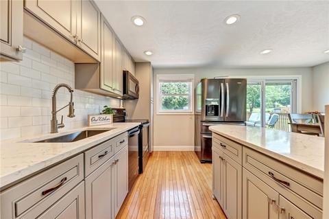 108 Old Ridge Rd, Coraopolis, PA 15108 photo 9