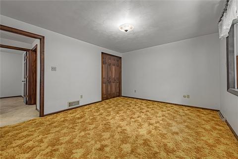 701 E 4th Ave, Derry, PA 15627 photo 15