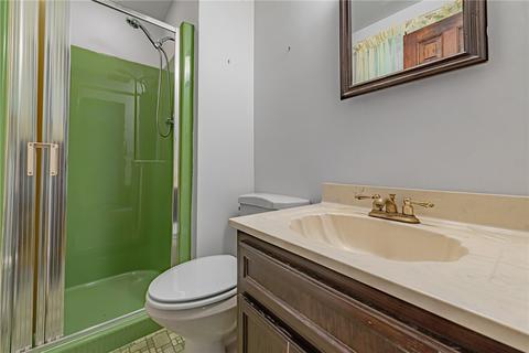 701 E 4th Ave, Derry, PA 15627 photo 12
